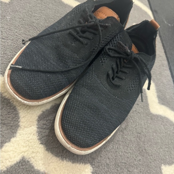 G.H. Bass & Co. Other - G.H. Bass & Co. Black Knit Sneakers with Tan Accents